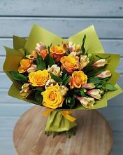 Букет цветов из:  Альстромерии и Розы в Глотовке