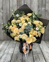 Букет цветов из:  Розы и Лизиантусы в Глотовке