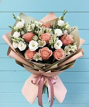 Букет цветов из:  Розы, Альстромерии и Лизиантусы в Глотовке