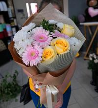Букет цветов из:  Герберы, Розы и Хризантемы в Глотовке