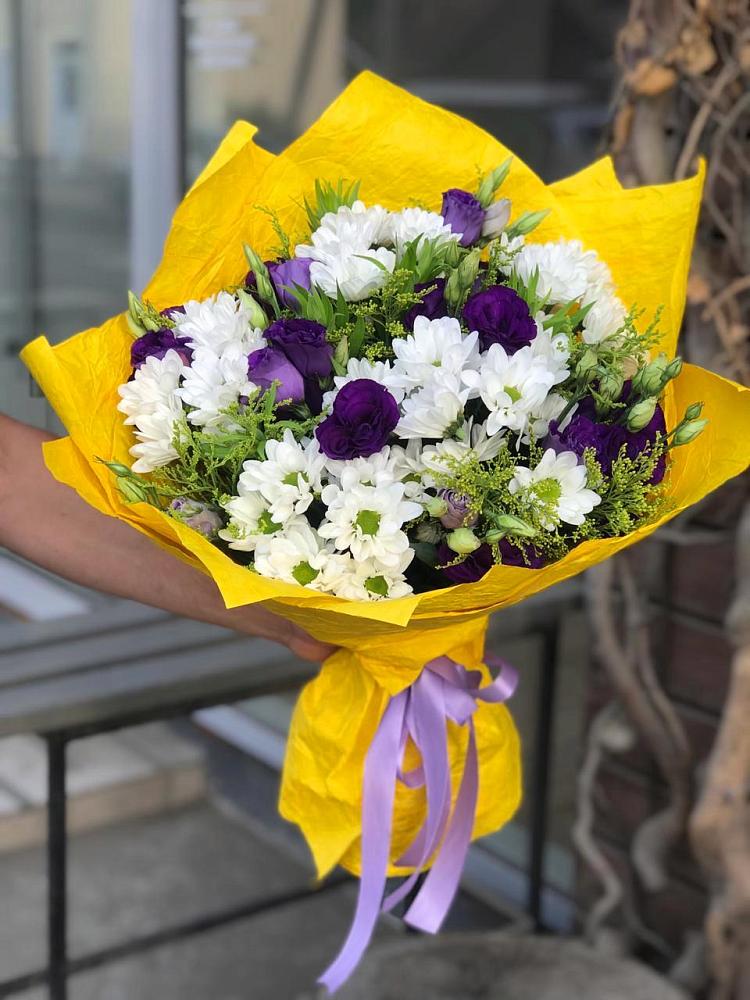 Букет цветов из: Ирисы, Хризантемы и Ромашки в Глотовке