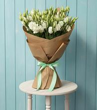 Букет цветов из:  Лизиантусы в Глотовке