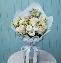 Букет цветов из:  Розы и Лизиантусы в Глотовке