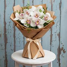 Букет цветов из:  Орхидеи и Розы в Глотовке